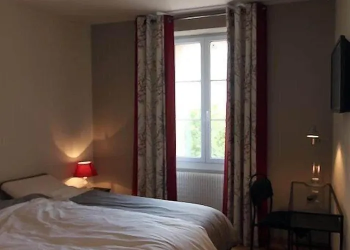 Les Tourelles De Thun Hotel 3*